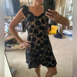 Monteau Los Angeles Black and Beige Lace Ruffle Dress